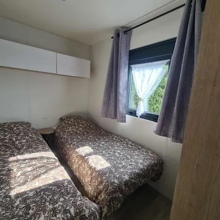 مكان تخييم Mobil-home Vue Piscine - La Falaise - La Coquille D'opale *