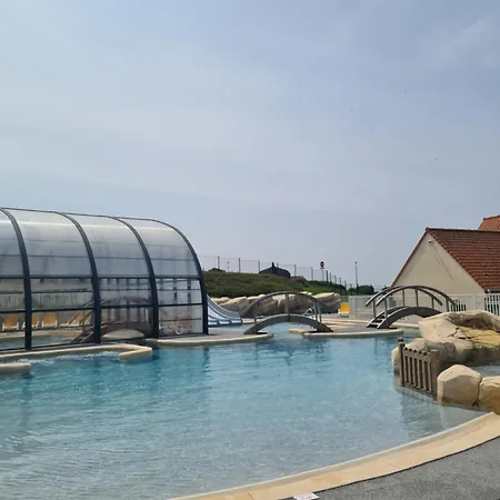 Parque de Campismo Mobil-home Vue Piscine - La Falaise - La Coquille D'opale *