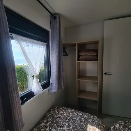 Mobil-home Vue Piscine - La Falaise - La Coquille D'opale *