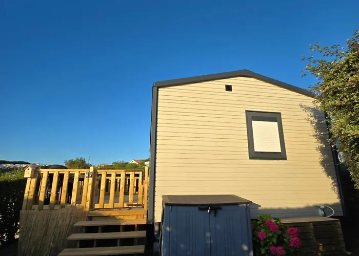 Mobil-home Vue Piscine - La Falaise - La Coquille D'opale *